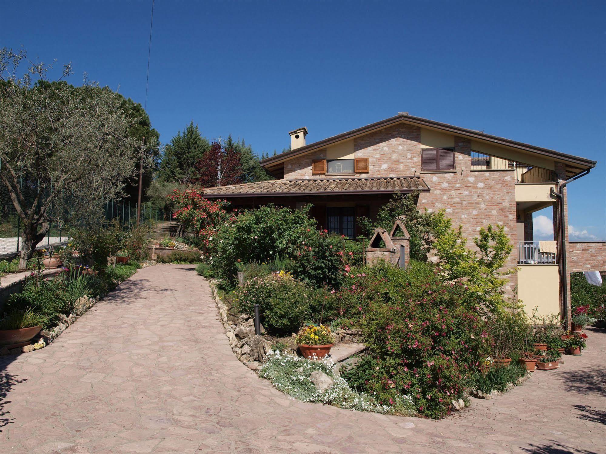 C'Era Una Volta B&B เปรูจา ภายนอก รูปภาพ