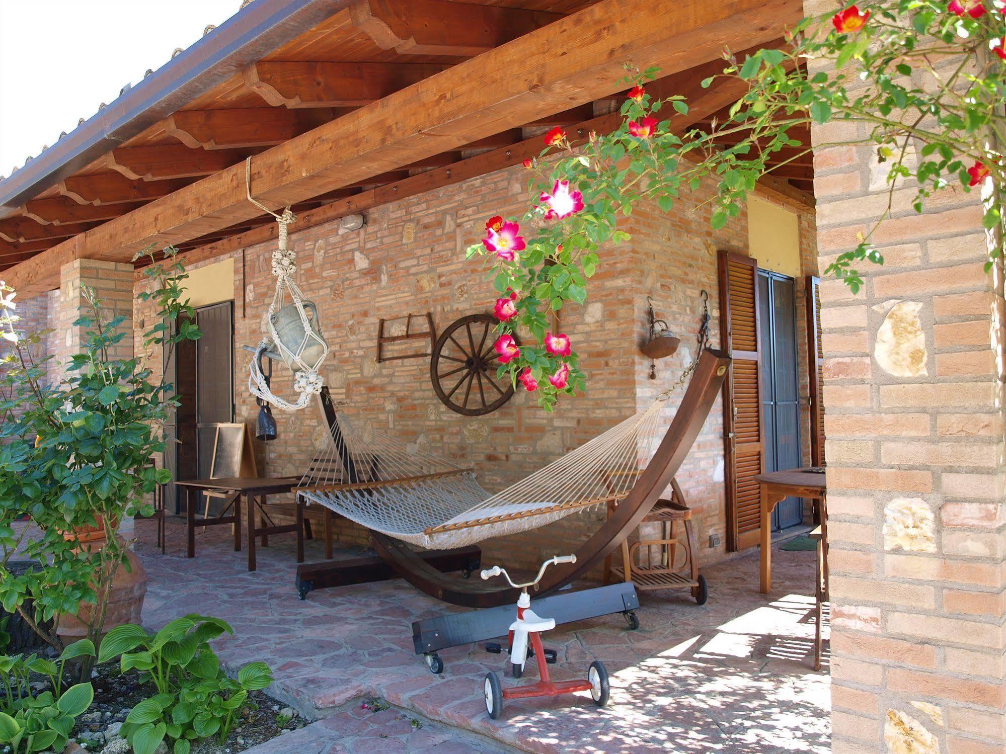 C'Era Una Volta B&B เปรูจา ภายนอก รูปภาพ